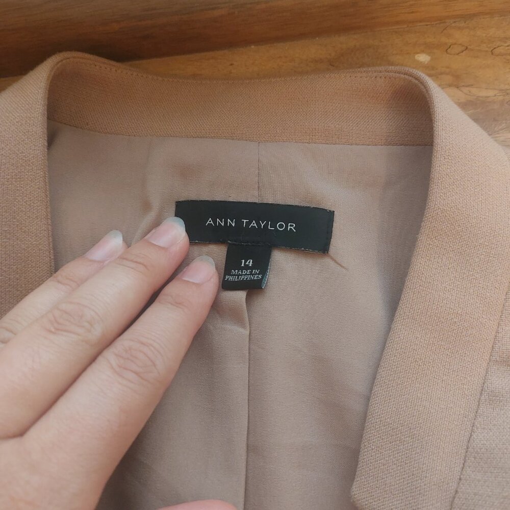 Ann Taylor Blazer Size 14